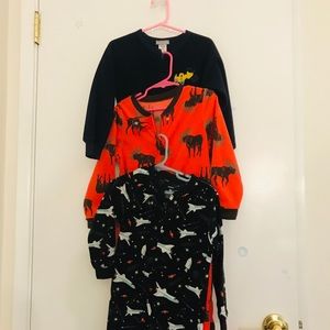 Lot of 3 onesies Carter’s